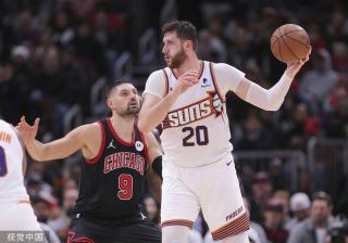 以长年站在 以长年站在